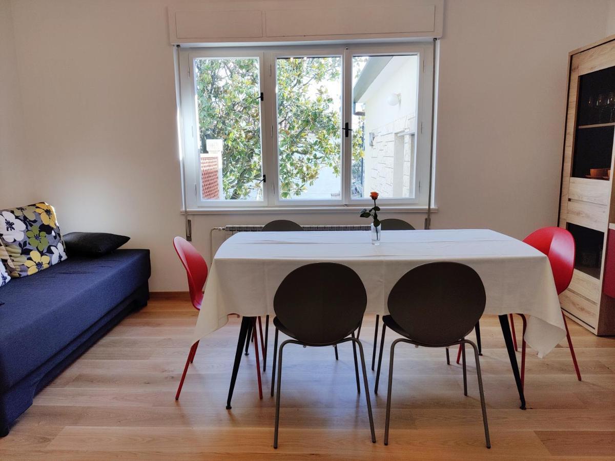 Apartments Vili Umag Exterior photo